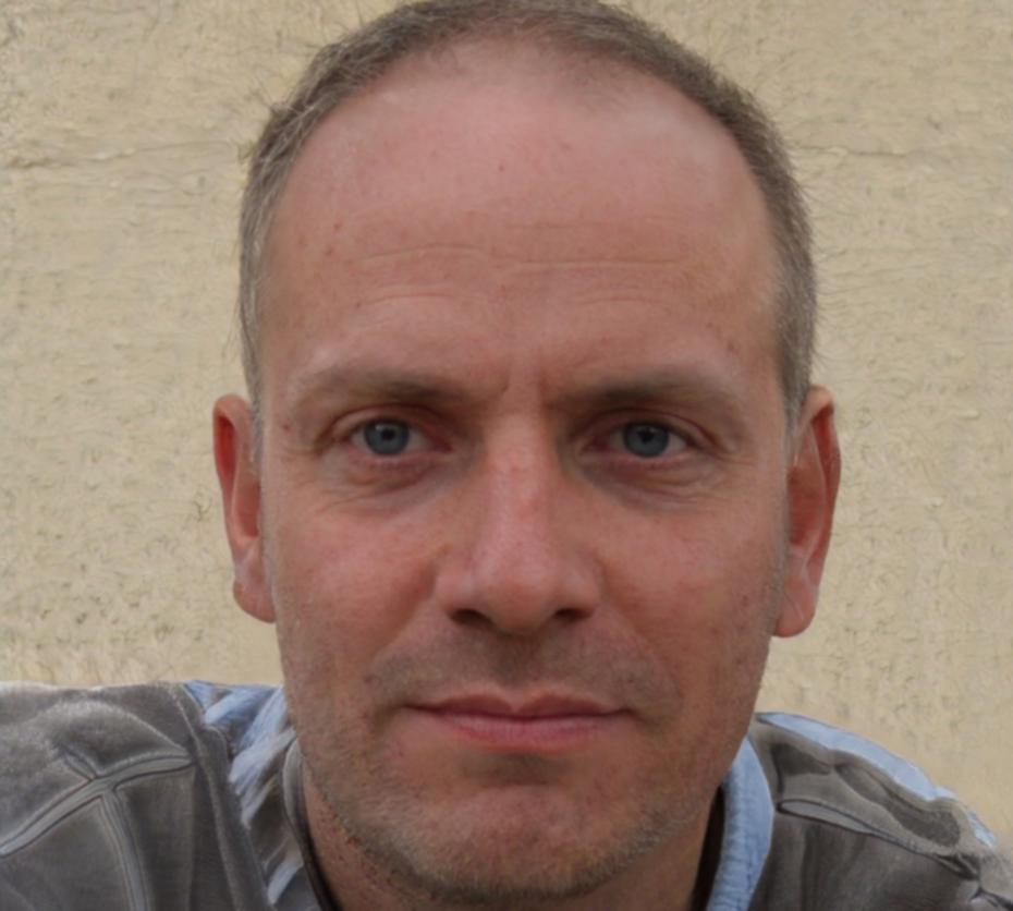 Магнус Йенсен — специалист по клиентским коммуникациям